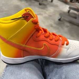 Nike Kids High-Top Sneakers in Orange, Yellow & White